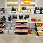 Hotell Oliver 3*