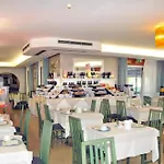 Hotell Oliver 3*