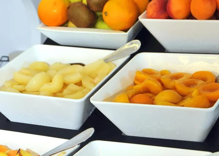 Oliver Отель Каорле